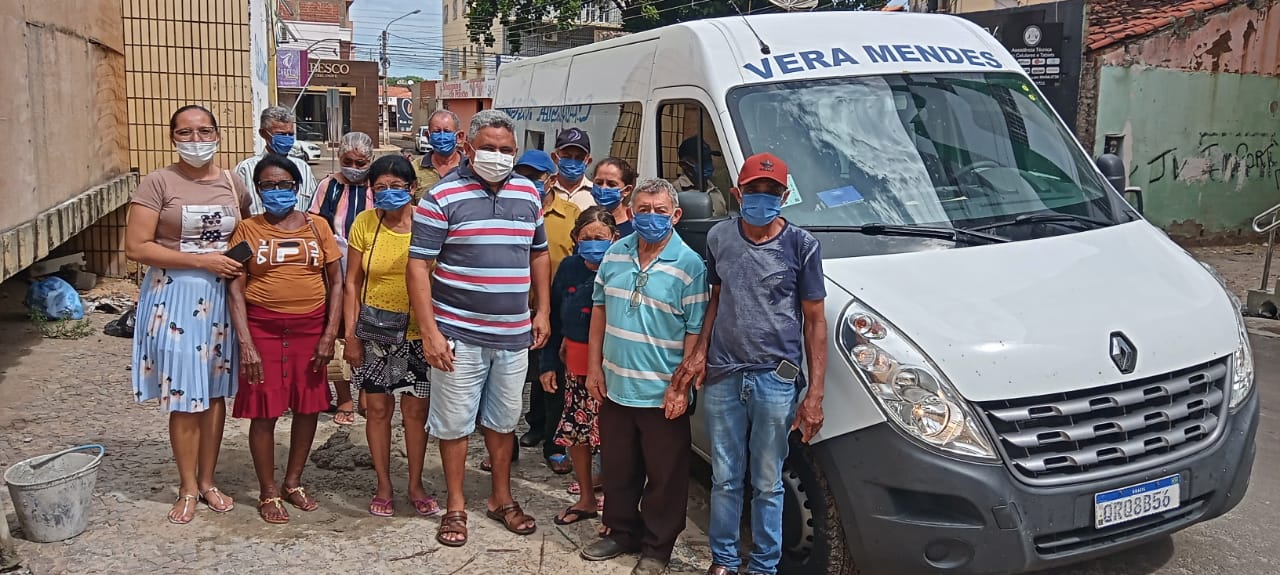 Prefeitura de Vera Mendes encaminha pacientes para tratamento de Saúde dos Olhos em Picos